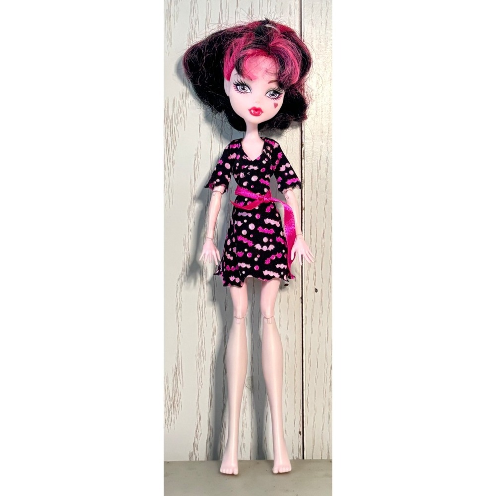 Monster High Draculaura Powder Room Edition Doll Mattel Missing Shoes & Earrings